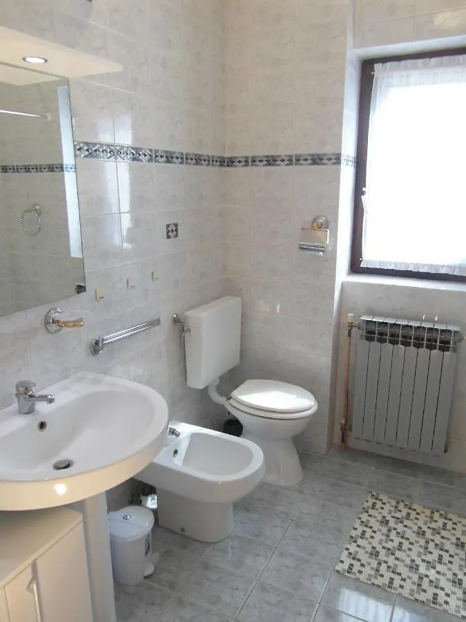 Apartments Ida, 100 M From The Beach Pjescana Uvala 0*,  Croatia