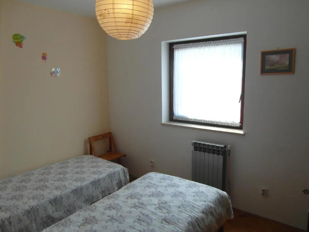 Apartments Ida, 100 M From The Beach Pjescana Uvala