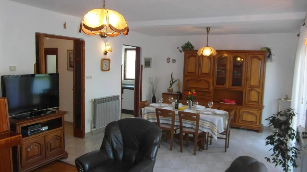 Apartments Ida, 100 M From The Beach Pjescana Uvala Croatia