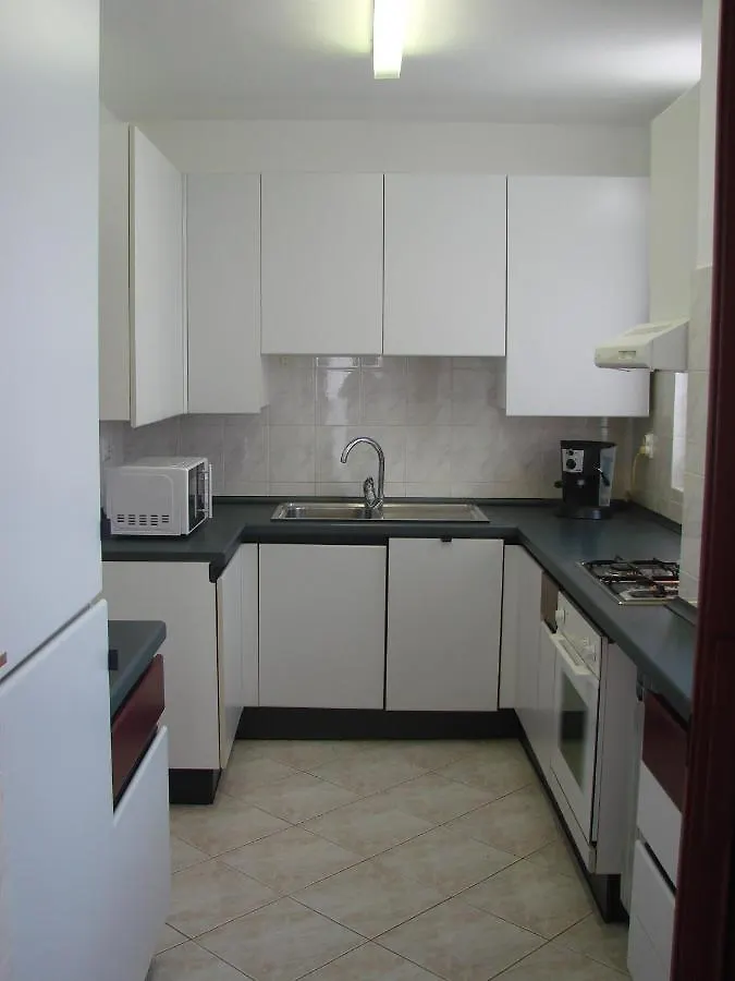 Apartments Ida, 100 M From The Beach Pjescana Uvala 0*,  Croatia
