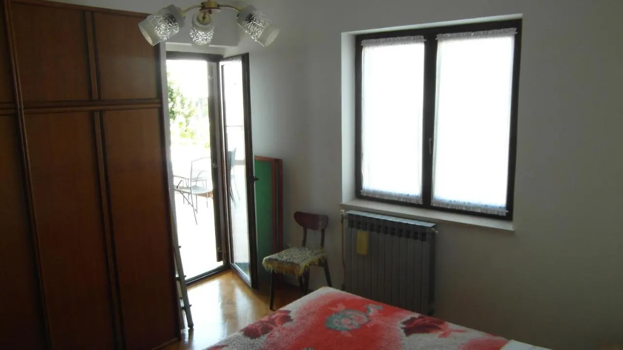 Apartments Ida, 100 M From The Beach Pjescana Uvala Croatia