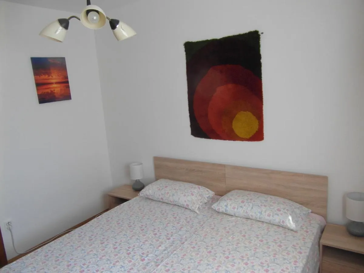 Apartments Ida, 100 M From The Beach Pjescana Uvala Croatia