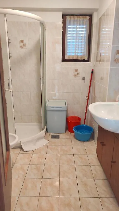 Apartments Ida, 100 M From The Beach Pjescana Uvala